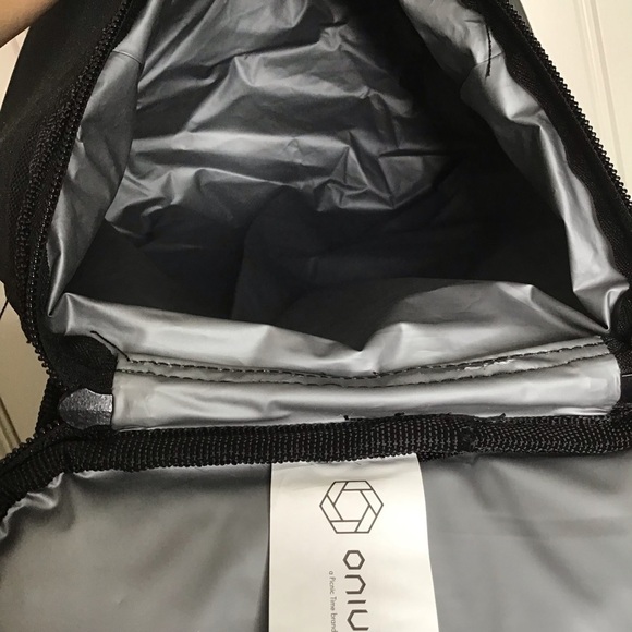 ONIVA Picnic Time Mickey Mouse Shorts PTX Cooler Backpack. - Picture 9 of 9